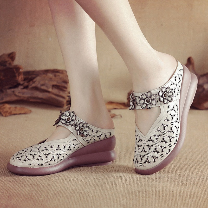 sandal color beige size 5 for women