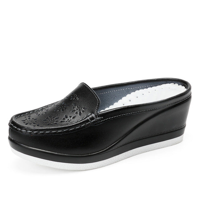 comfortable mule color black size 6 for women
