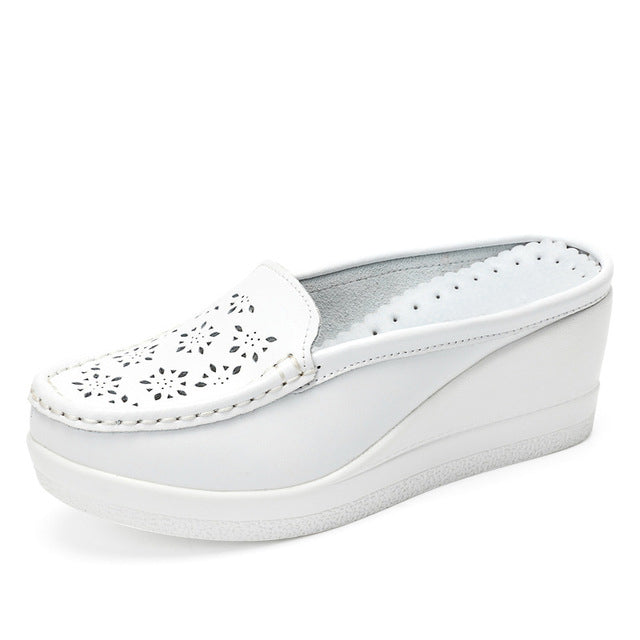 mule color white size 4.5 for women