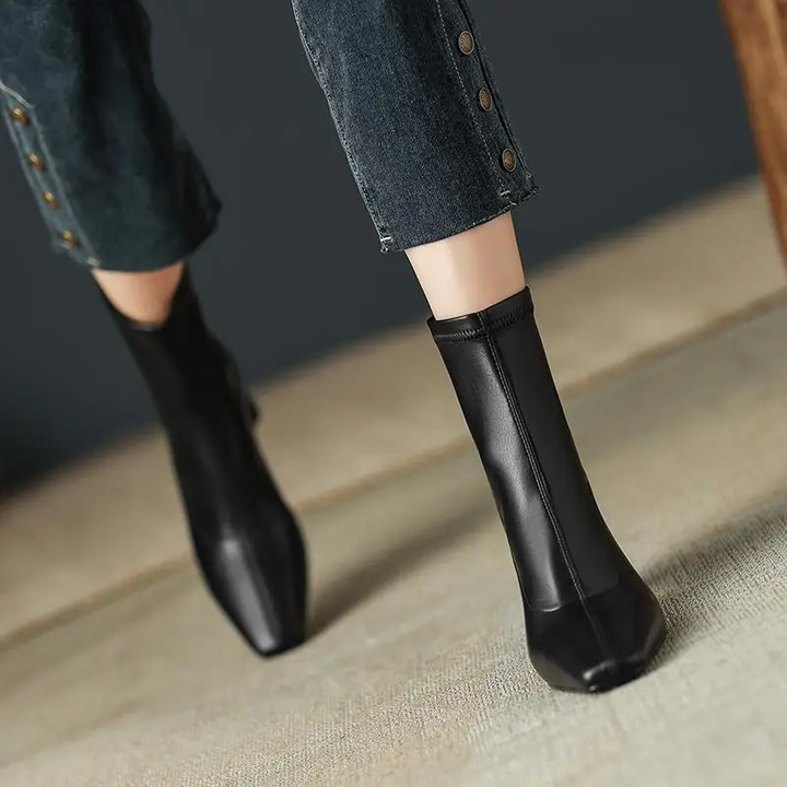 Leather Boots Color Black Size 5.5 for Women
