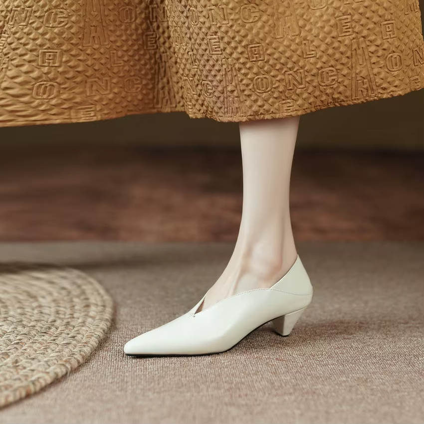 dress pumps color brown size 5 for women