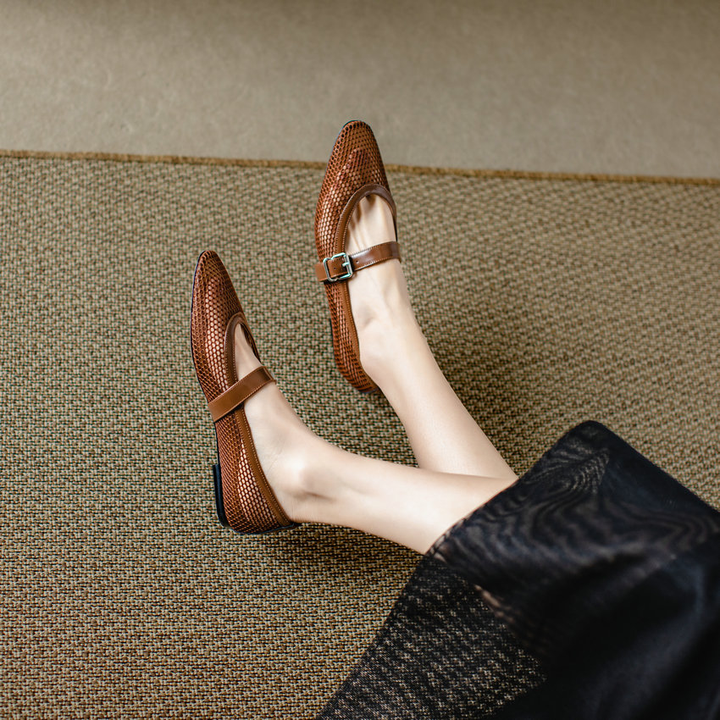 USS Shoes Albania Women&