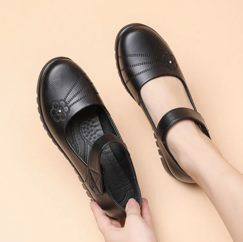 USS Shoes Ame Women's Genuine Leather Loafer