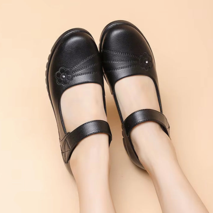 USS Shoes Ame Women's Genuine Leather Loafer