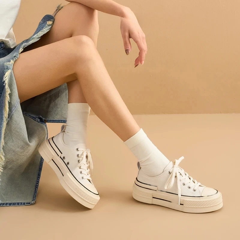 casual sneaker color khaki size 5.5 for women