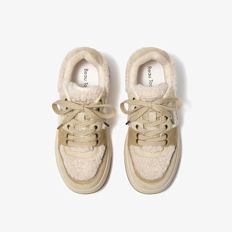 round toe sneaker color beige size 8 for women