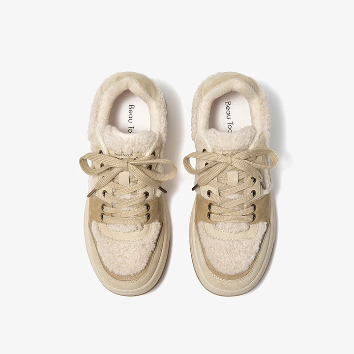 round toe sneaker color beige size 8 for women