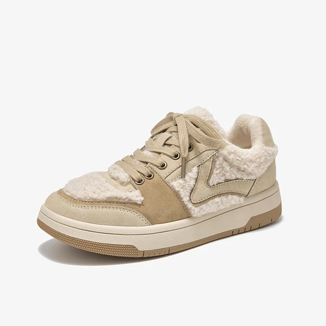 snow sneaker color beige size 5.5 for women