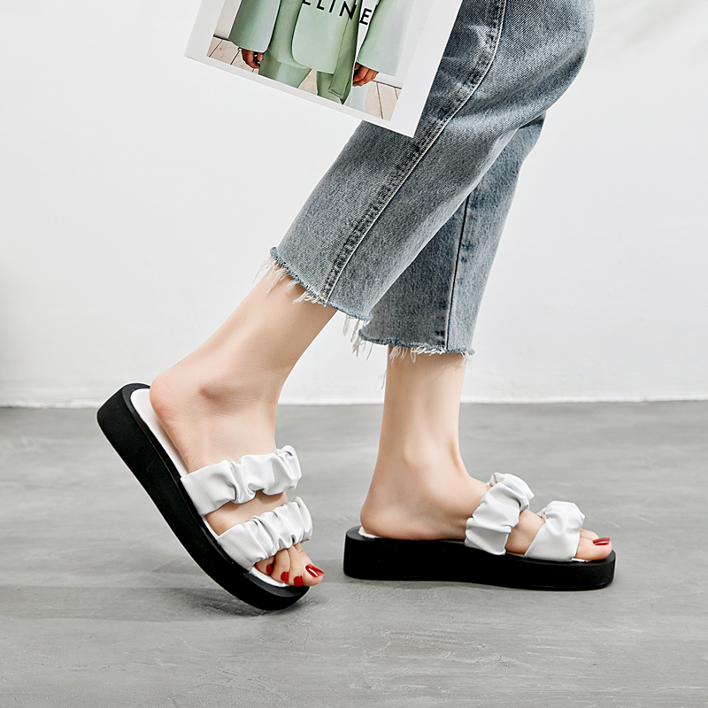 casual slipper color white size 7 for women