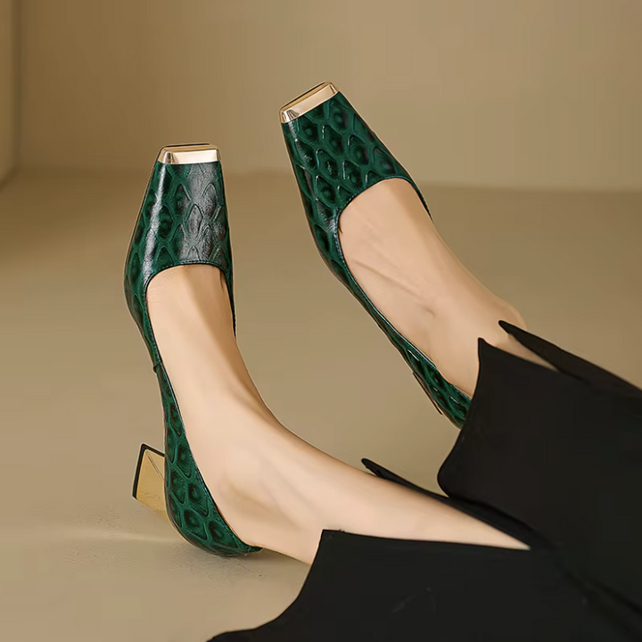 office pumps color green size 6.5 for women