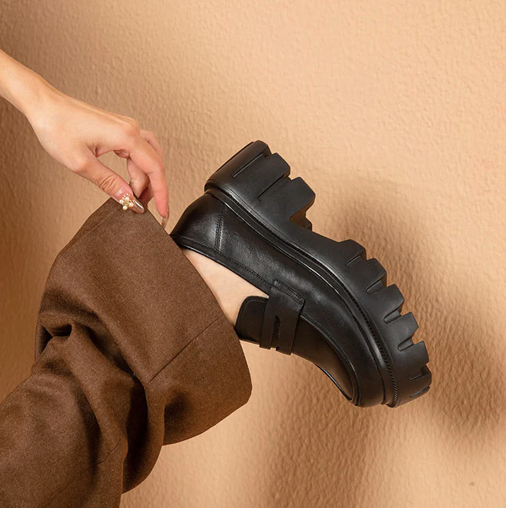 USS Shoes Borys Women's Leather Platform Loafer Shoes