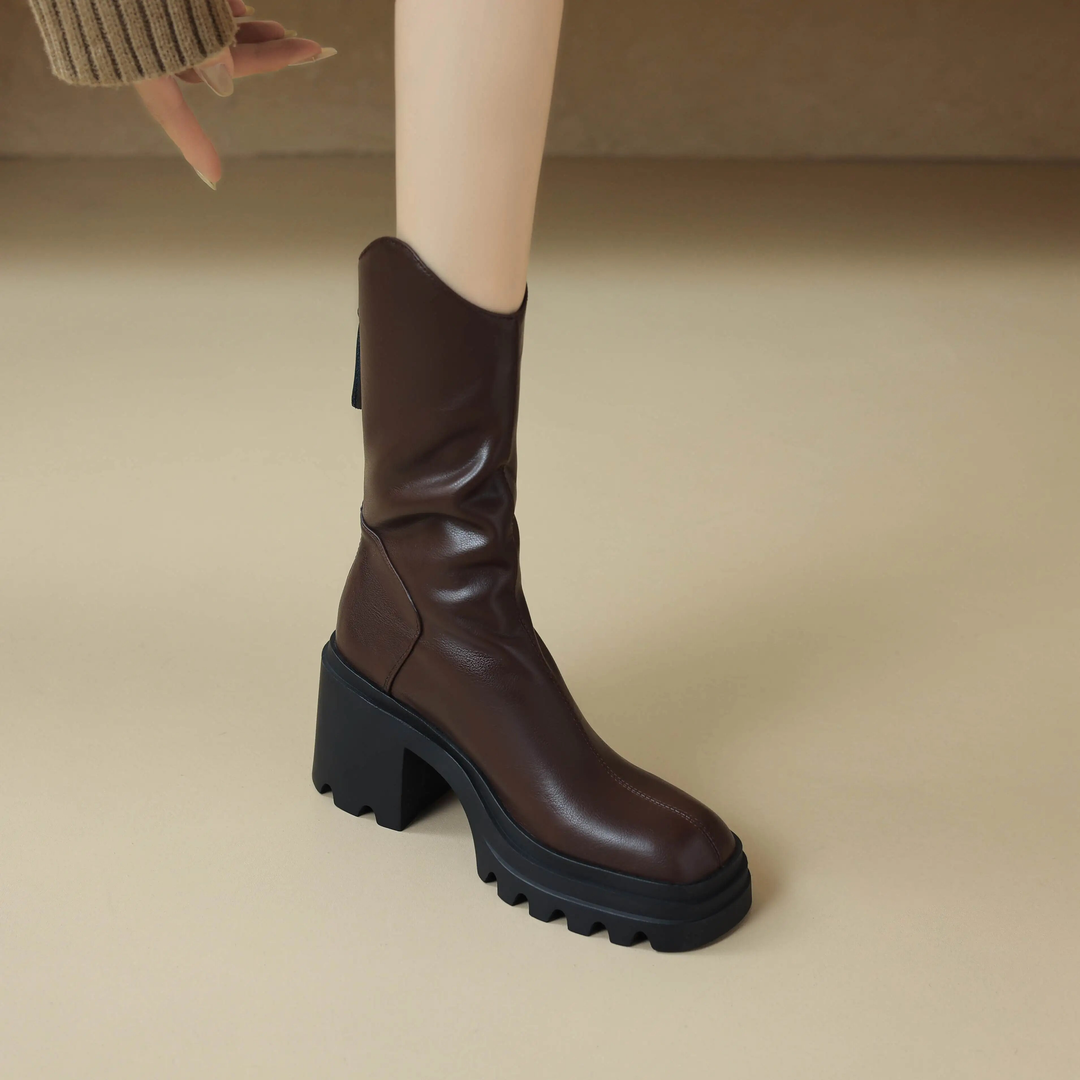 leather boots color brown size 7 for women