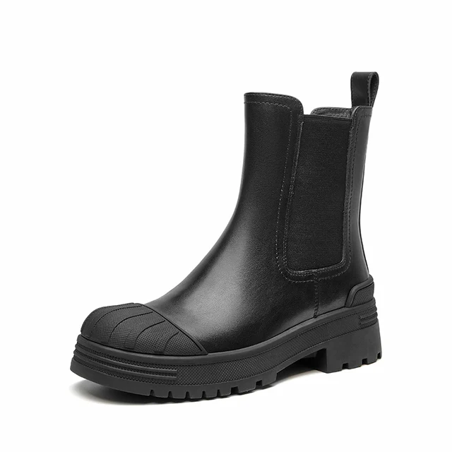 winter boots color black size 6.5 for women