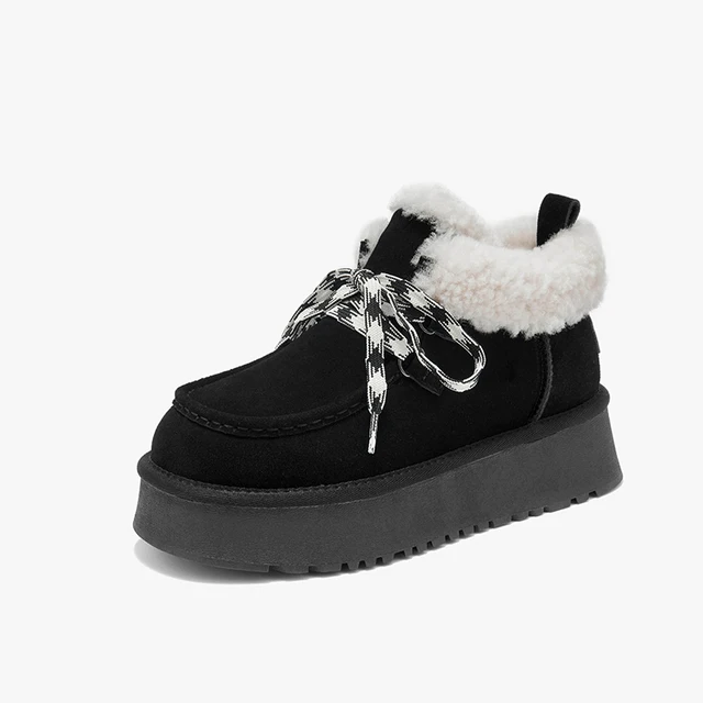 snow boots color black size 5 for women 