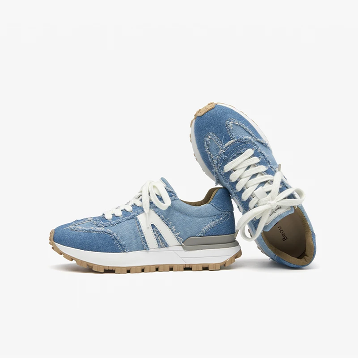 lace up sneaker color blue size 5 for women