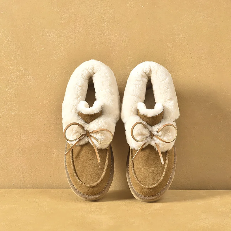 snow boots color camel size 6.5 for women