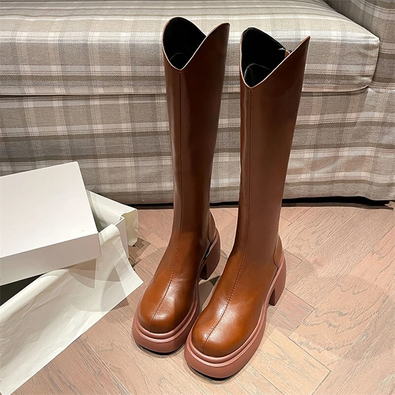 leather boots color brown size 6 for women