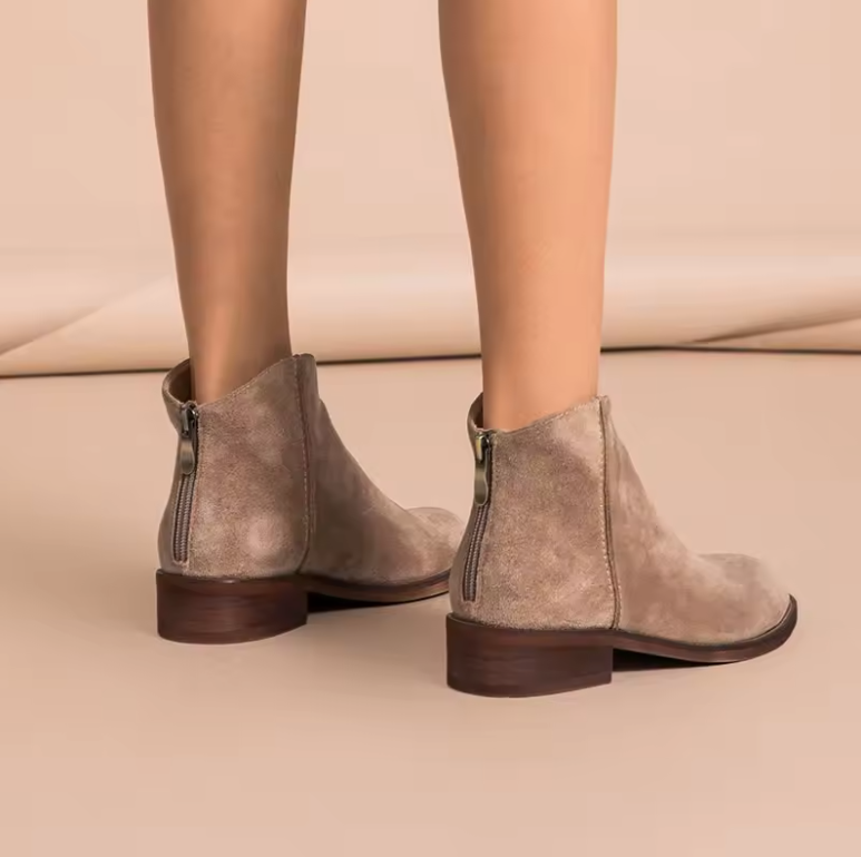 USS Shoes Dana Women's Zipper Leather Booties