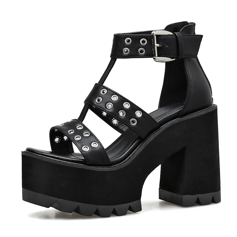 platform sandal color black size 5 for women