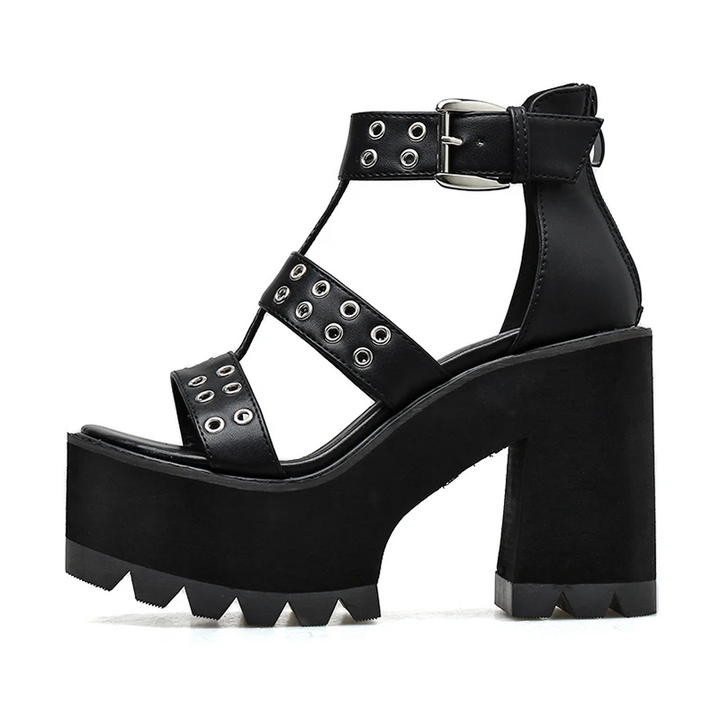 summer sandal color black size 5.5 for women