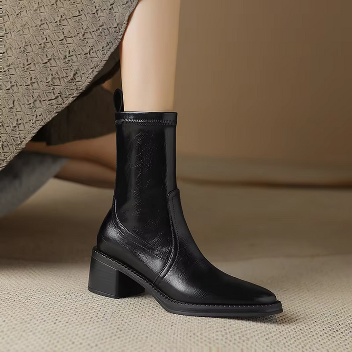 high quality boots color black size 7.5 for women