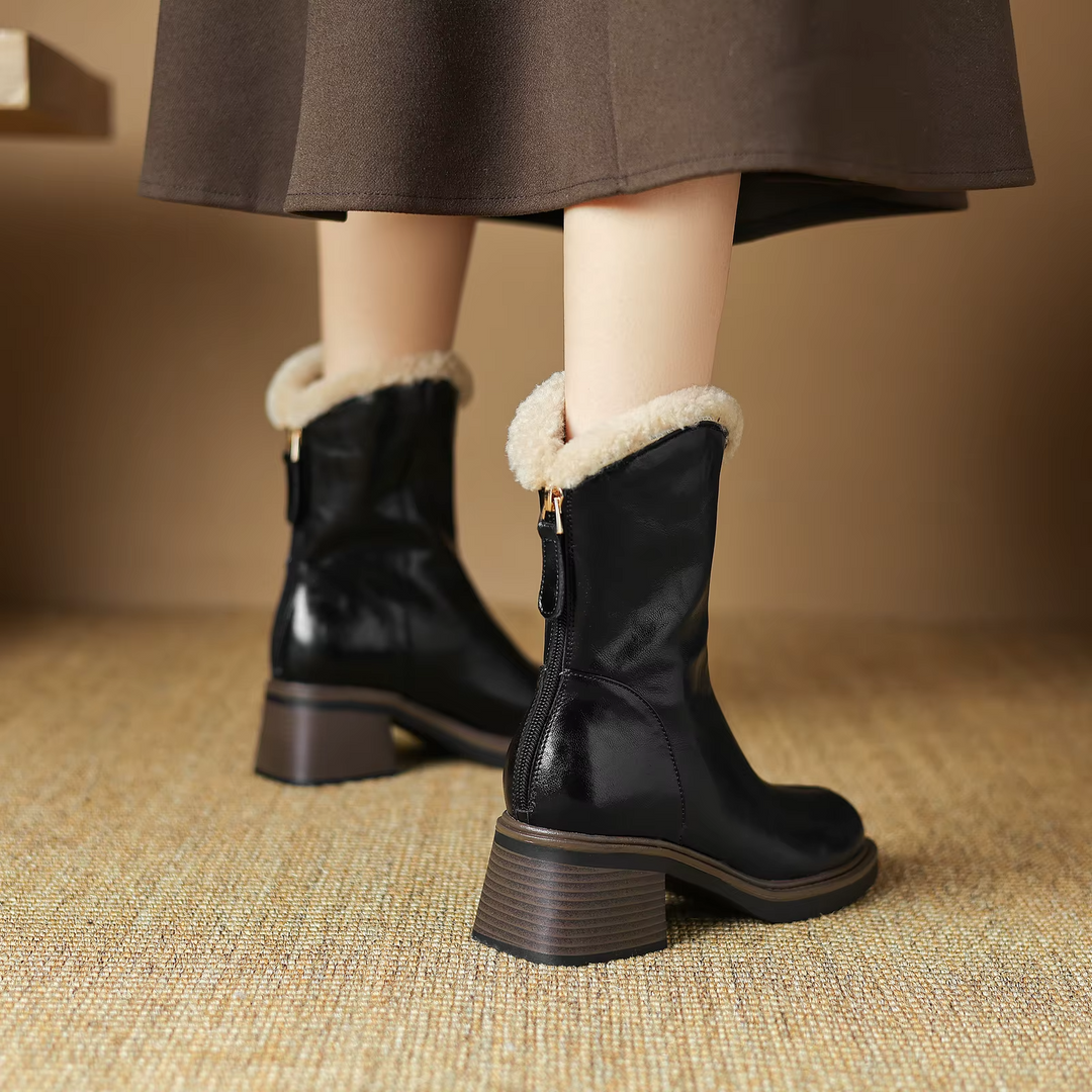 leather boots color black size 8.5 for women