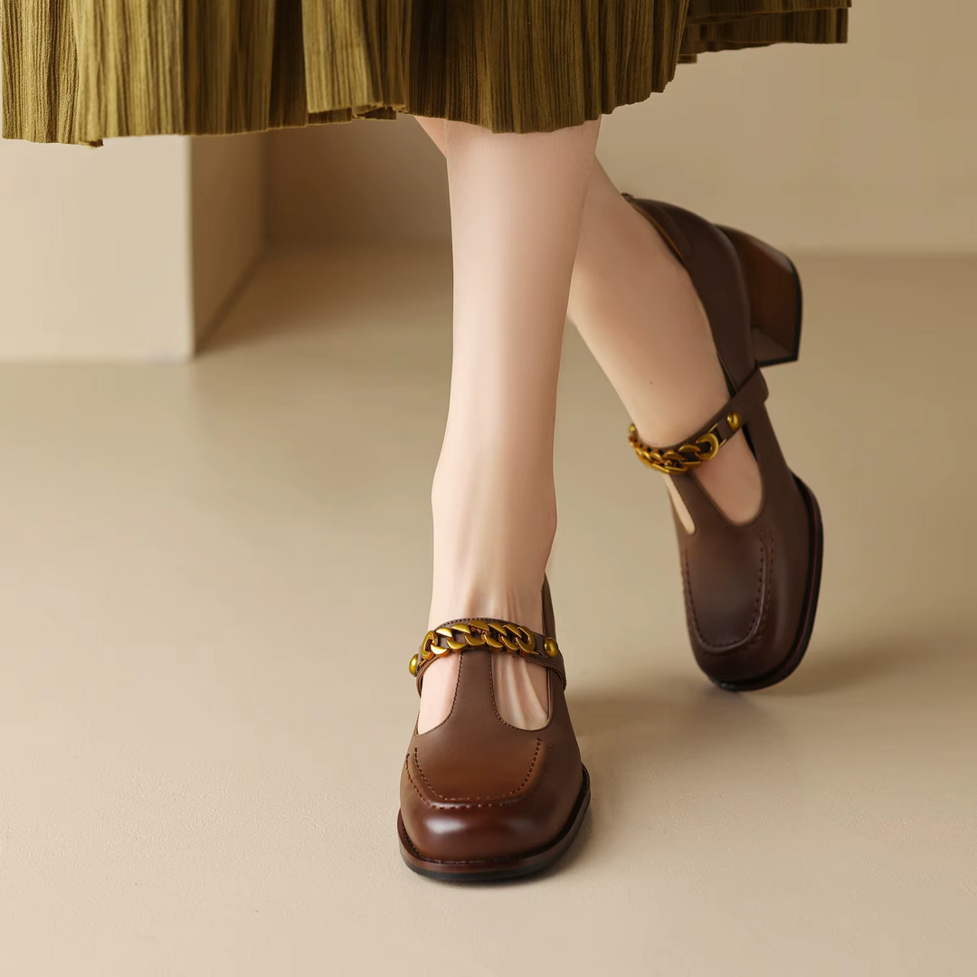 leather pumps color brown size 6.55 for women