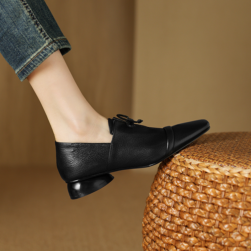 autumn loafers color black size 8 for women