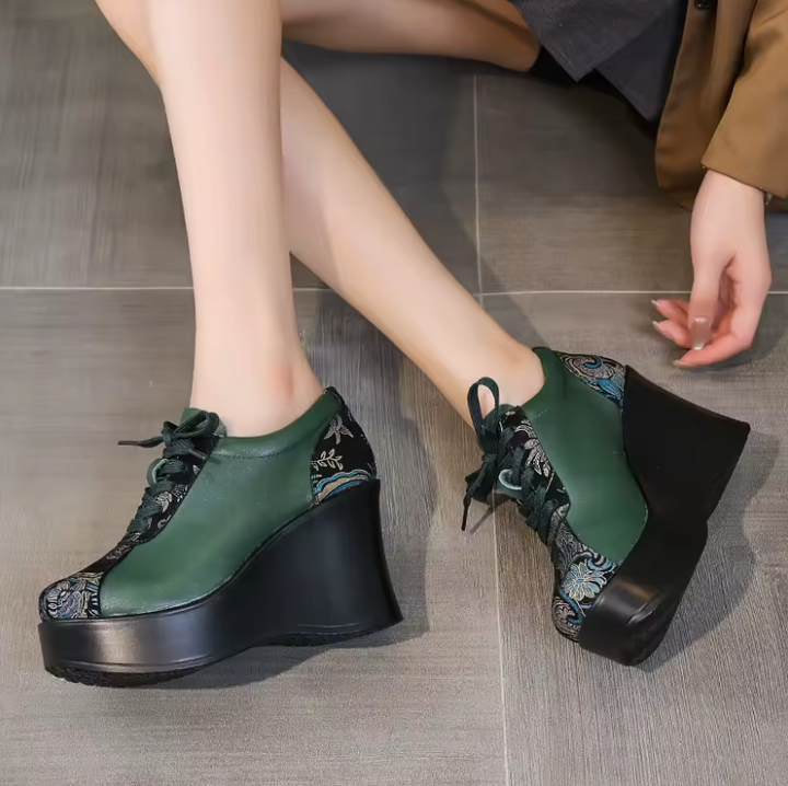 USS Shoes Elsy Women's Leather Wedge Platform Shoes