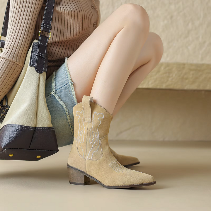 autumn boots color apricot size 6.5 for women