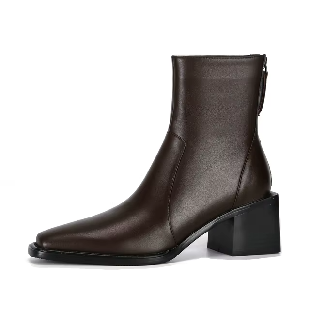 square toe boots color brown size 5.5 for women