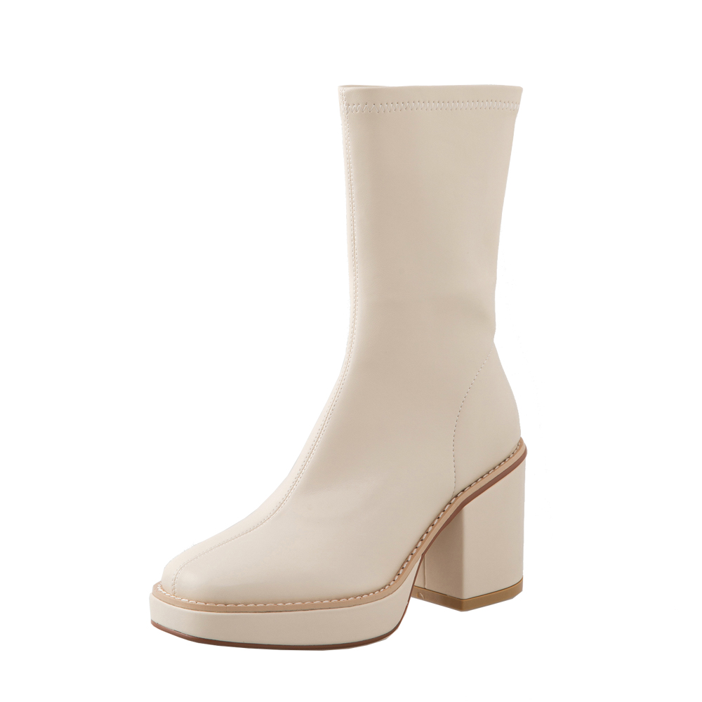 winter boots color beige size 8 for women