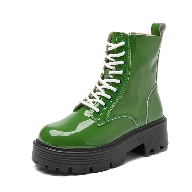 round toe boots color green size 9 for women
