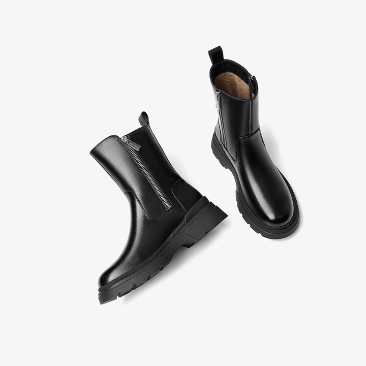 round toe boots color brown size 7.5 for women