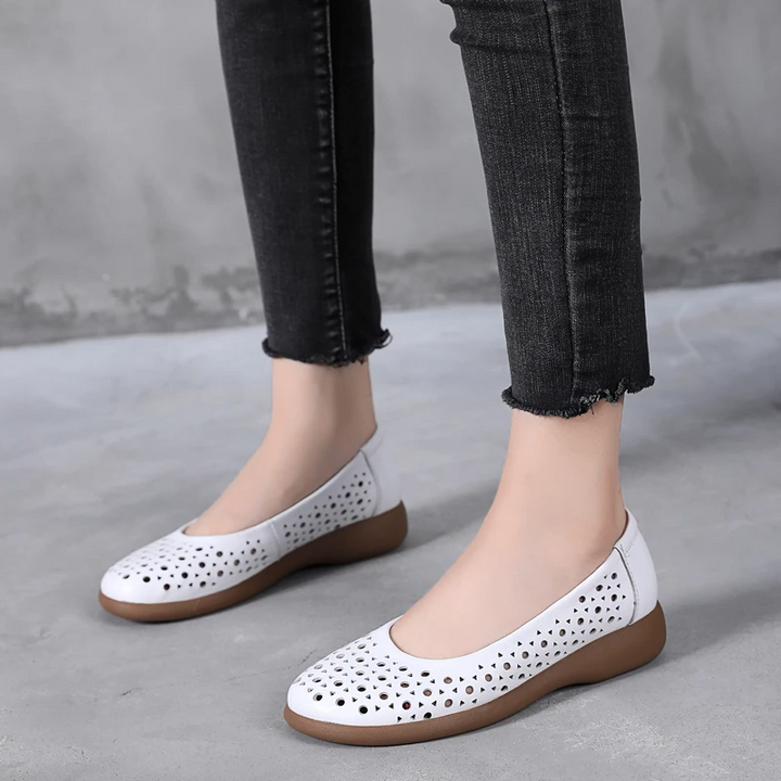 leather loafer color white size 5.5 for women