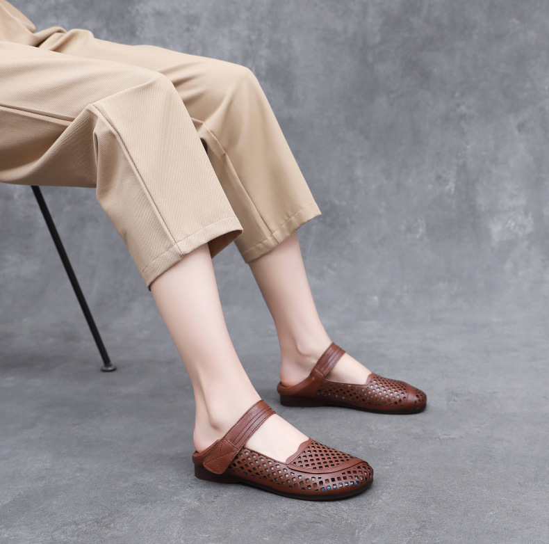 holsandals color brown size 9 for women