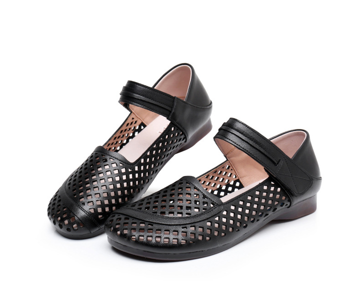 leather sandals color black size 5 for women