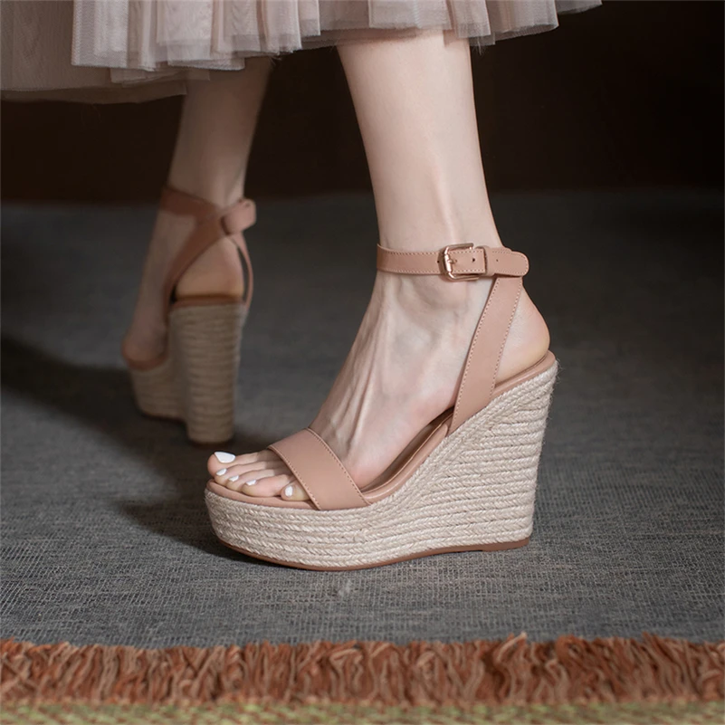 high quality sandals color beige size 7 for women
