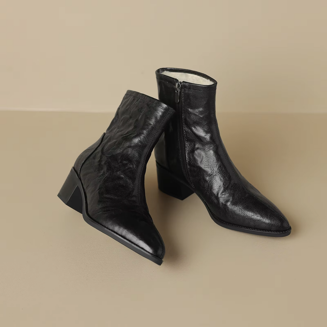 casual boots color black size 6 for women