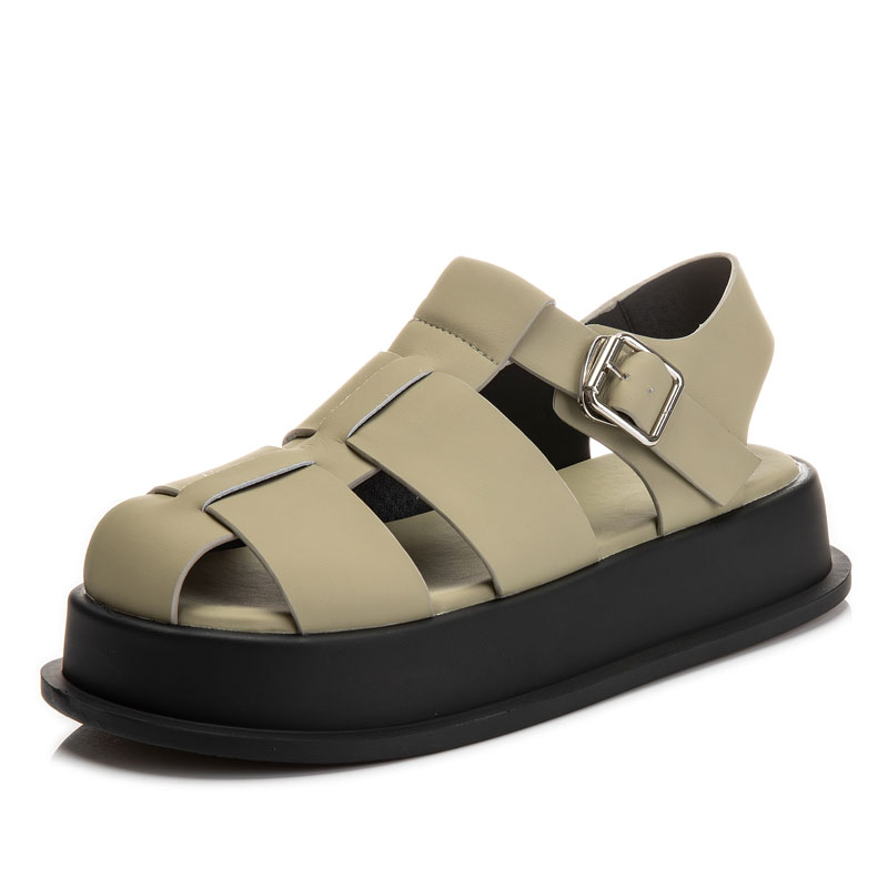summer sandals color khaki size 6 for women