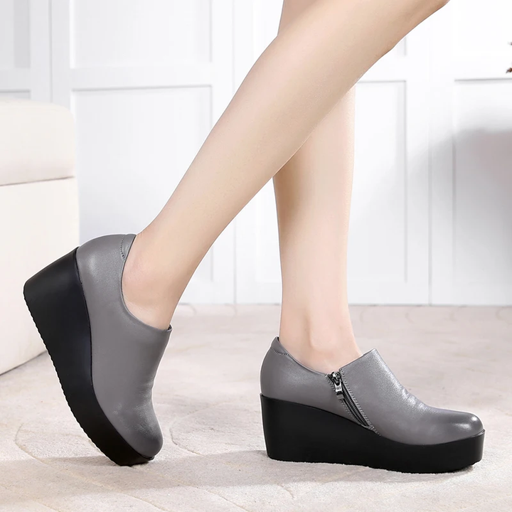 casual platform shoes color gray size 8.5 for women