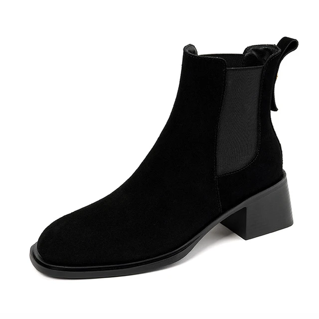 chelsea boots color black size 5 for women