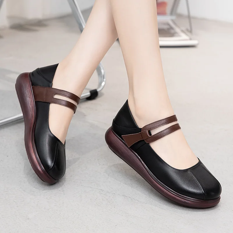 leather loafer shoes color black size 8 for women