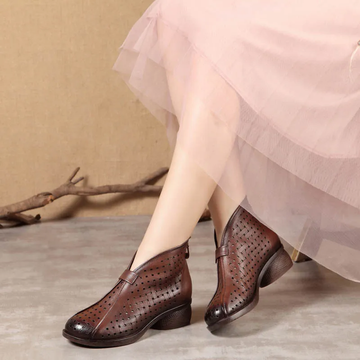 casual boots color brown size 9 for women