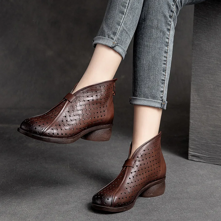 comfortable boots color brown size 8 for women
