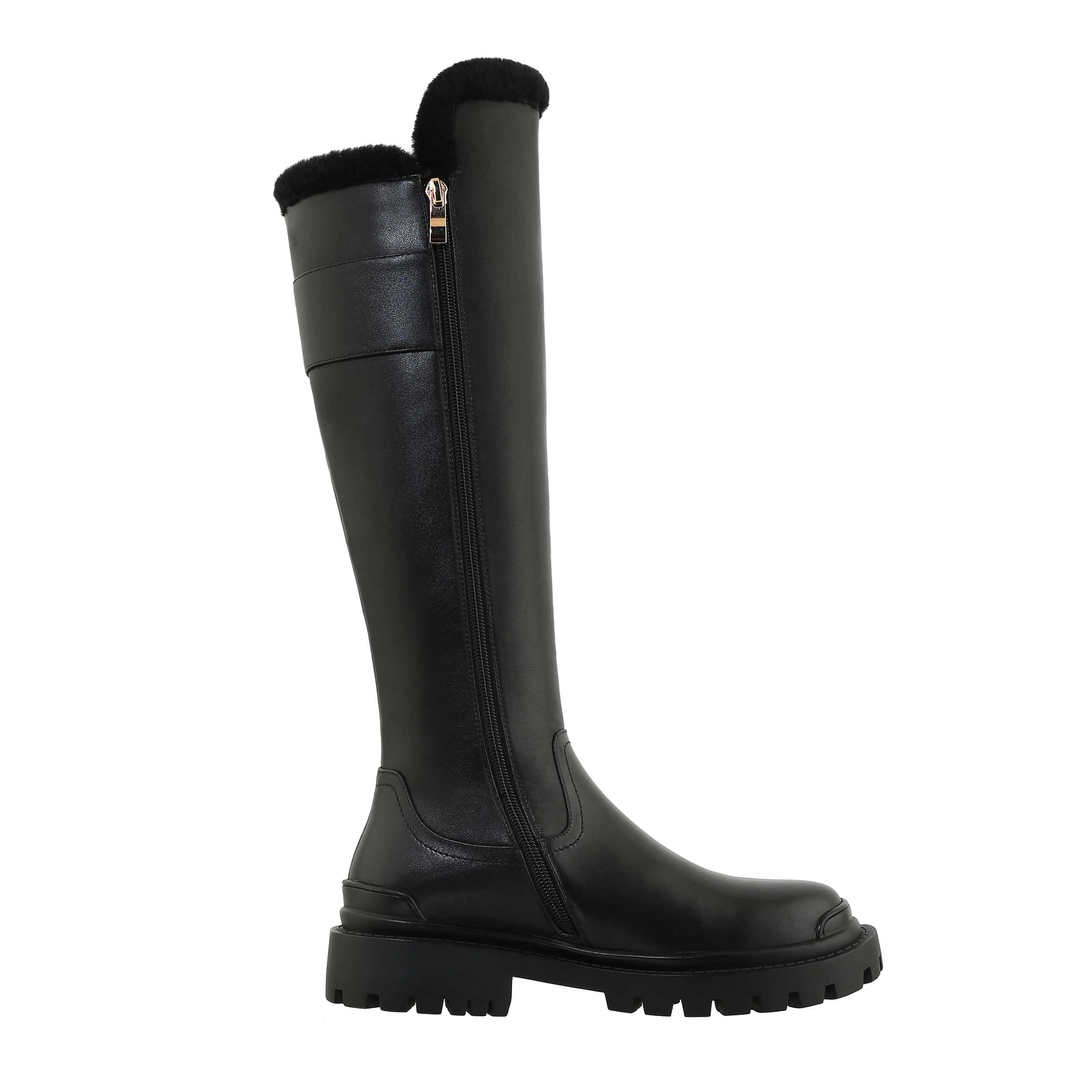 long boots color black size 6 for women