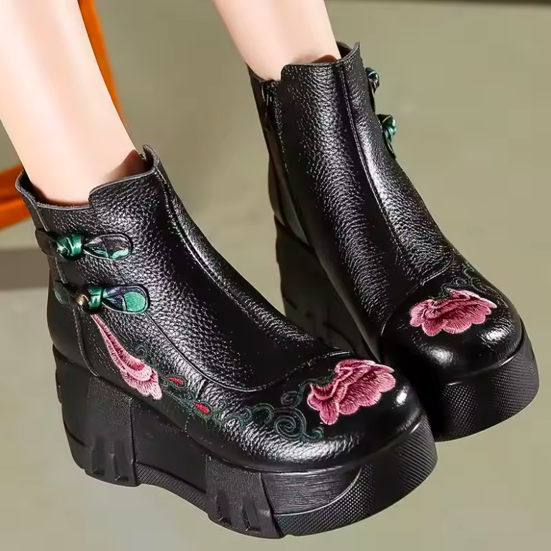 USS Shoes Lola Women's Embroidered Leather Retro Ankle Boots