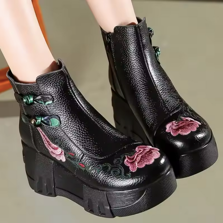 USS Shoes Lola Women's Embroidered Leather Retro Ankle Boots