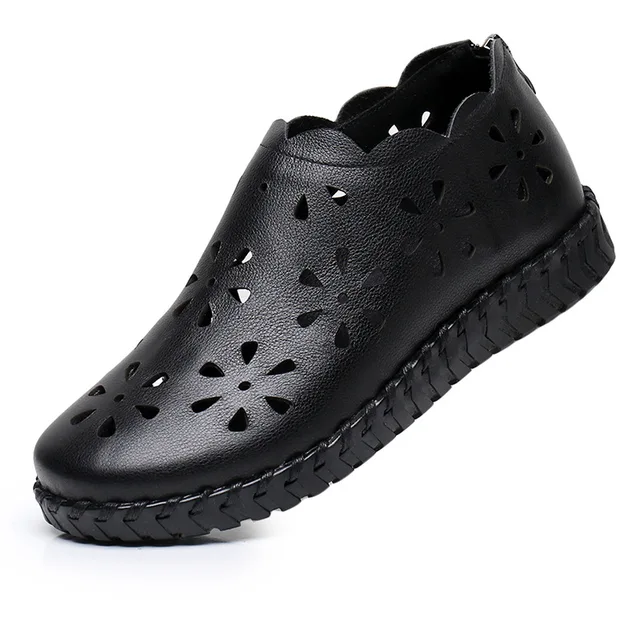 leather sandals color black size 5.5 for women