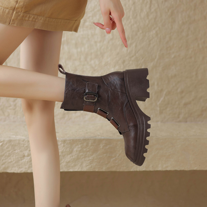 winter boots color brown size 6 for women